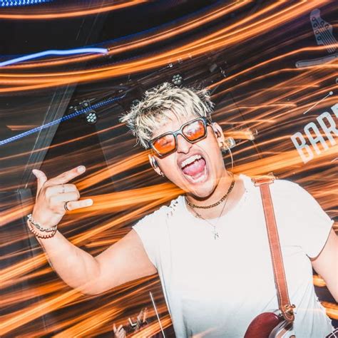 Indie Florentino (@indieflorentino) • Instagram photos and videos.